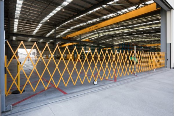 Vanguard Expanding Barrier 1m High x 4m Wide - Image 3
