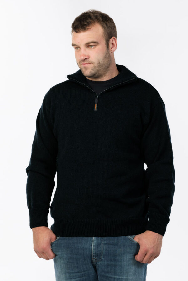 MRM Windbreaker black pullover